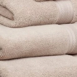 B&M Signature Zero Twist Bath Towel - Biscuit 9 B&M Signature Zero Twist Bath Towel - Biscuit -Chic Household Items 317226 317228 317231 317233 Signature Zero Twist biscuit towels 2 2