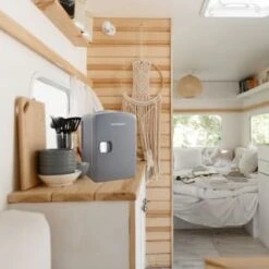 Blaupunkt 4L Mini Fridge -Chic Household Items 370510 blaupunkt mini fridge 4l 8