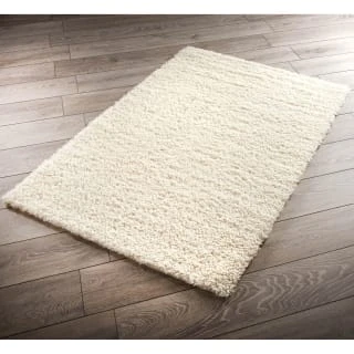 B&M Nordic Cream Fur Rug 60 X 110cm 3 B&M Nordic Cream Fur Rug 60 X 110cm