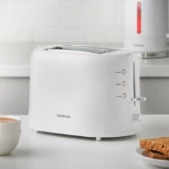 Goodmans Plastic 2 Slice Toaster - White 7 Goodmans Plastic 2 Slice Toaster - White -Chic Household Items 386700 goodmans plastic 2 slice toaster white 3