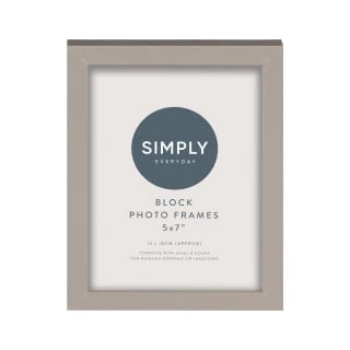 Simply Everyday 5 X 7" Block Frames 3pk - Grey 5 Simply Everyday 5 X 7" Block Frames 3pk - Grey - Image 3
